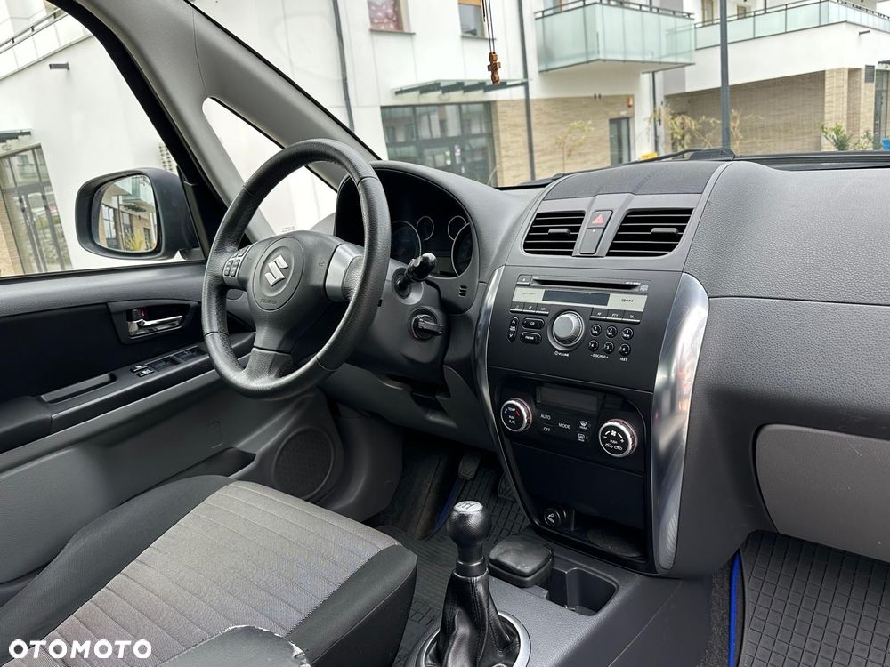 Suzuki SX4 1.6 Comfort 4WD - 9
