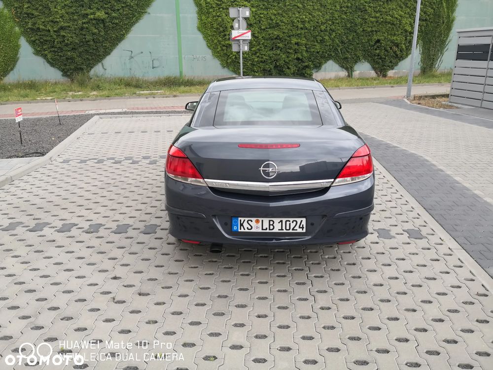 Opel Astra 1.8 Edition - 22