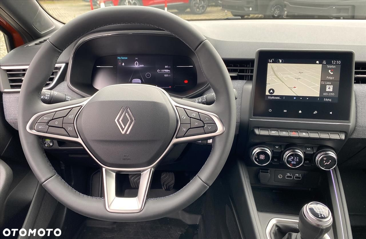 Renault Clio - 10