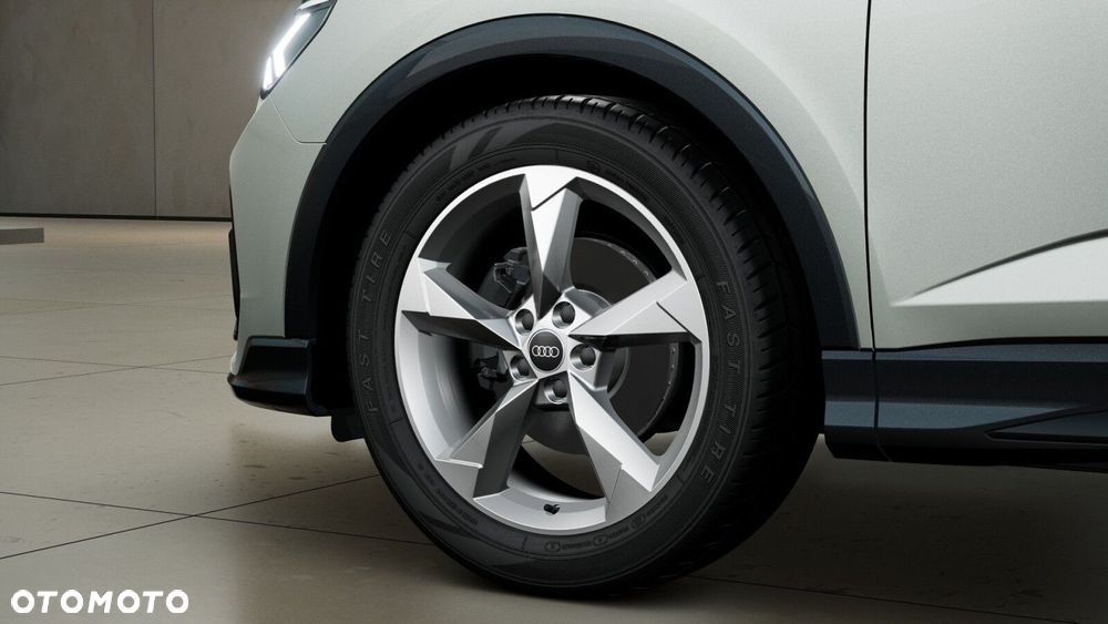 Audi Q3 Sportback - 5