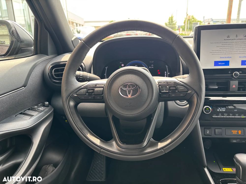 Toyota Yaris Cross 1.5 VVT-i HSD 4x2 Dynamic - 15