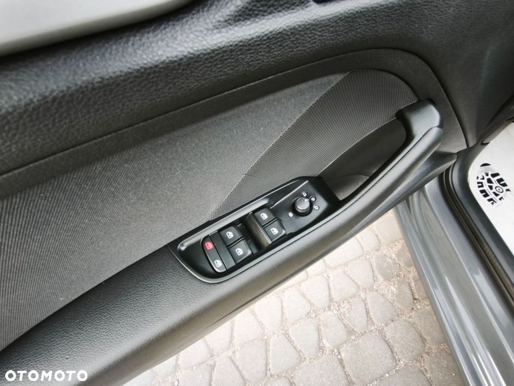 Audi A3 Sportback - 12