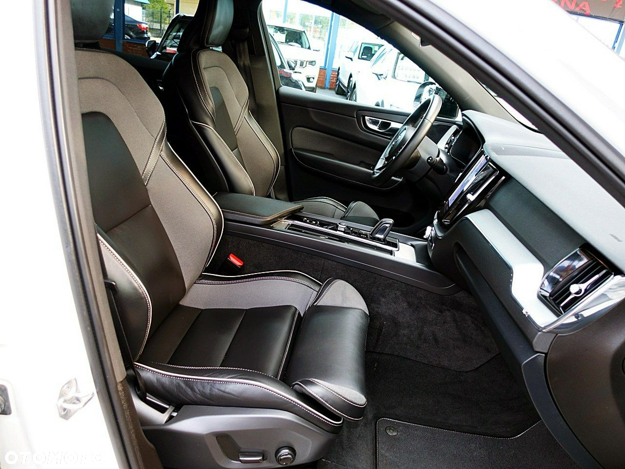 Volvo XC 60 - 11