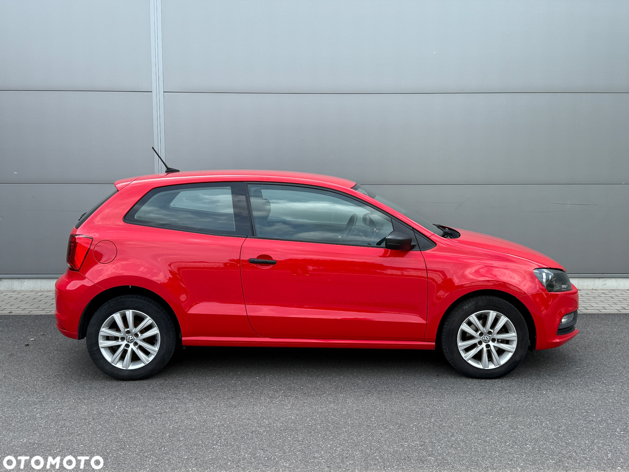 Volkswagen Polo 1.4 TDI (Blue Motion Technology) Comfortline - 2