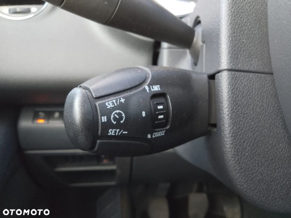 Peugeot 5008 HDI FAP 115 Style - 22