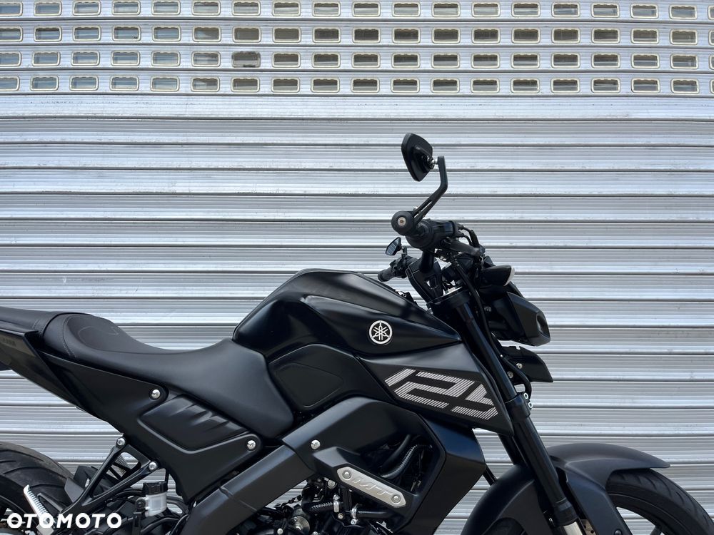 Yamaha MT - 22