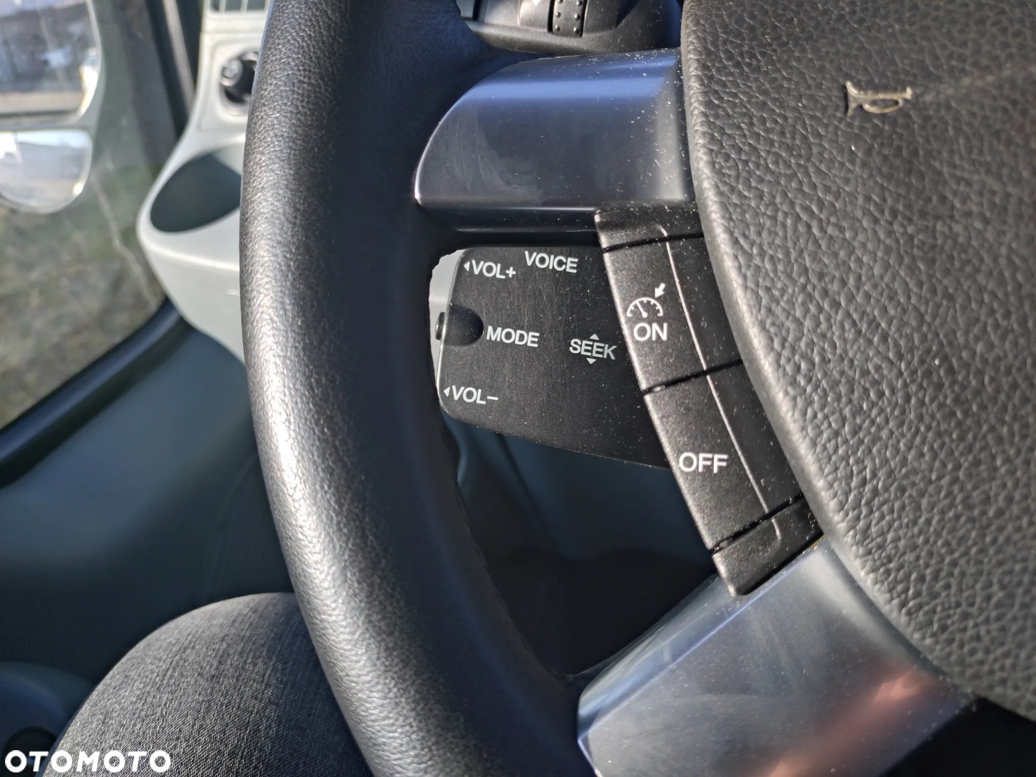 Ford Transit 350L - 8