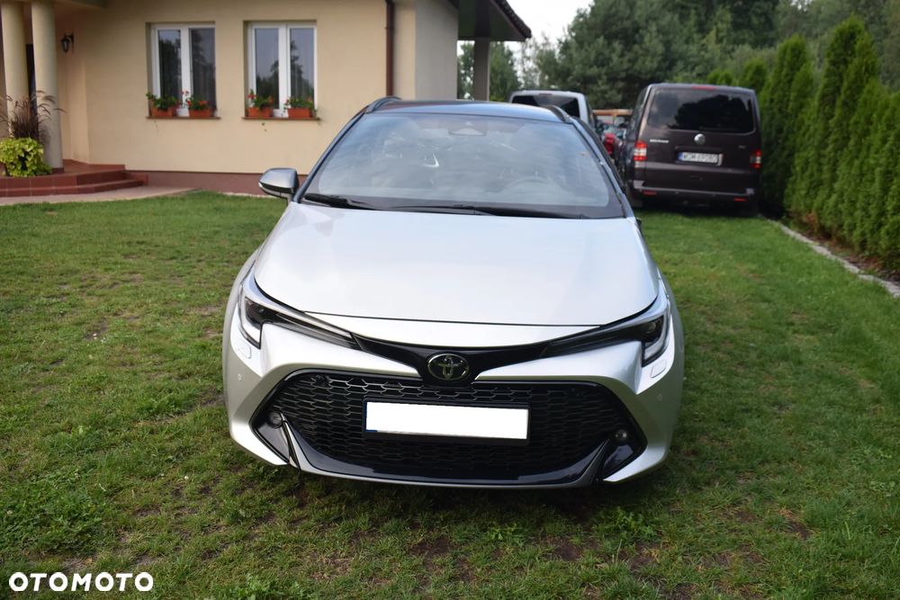 Toyota Corolla 2.0 Hybrid GR Sport Dynamic - 2