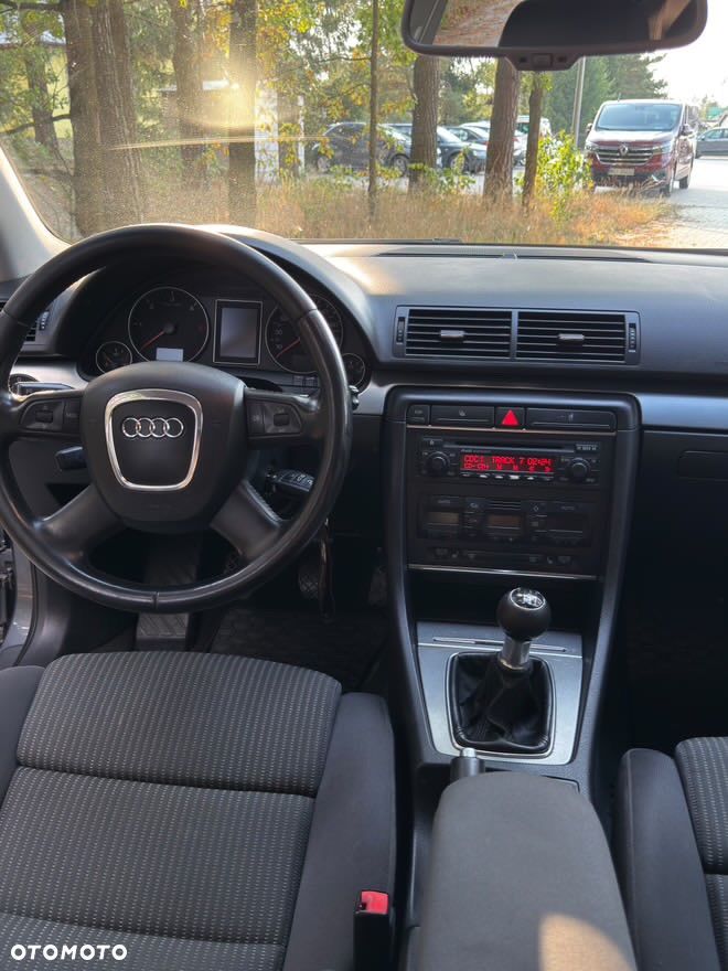 Audi A4 Avant 2.0 TDI - 7