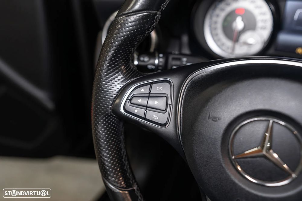 Mercedes-Benz CLA 200 d Shooting Brake Urban - 15