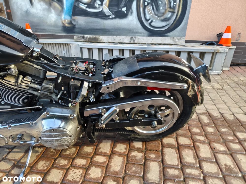 Harley-Davidson Dyna Super Glide - 10