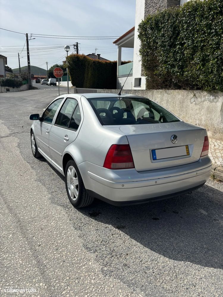 VW Bora 1.9 TDi Highline - 5