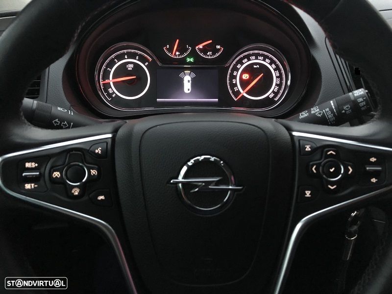 Opel Insignia Sports Tourer 1.6 CDTi Executive S/S - 14