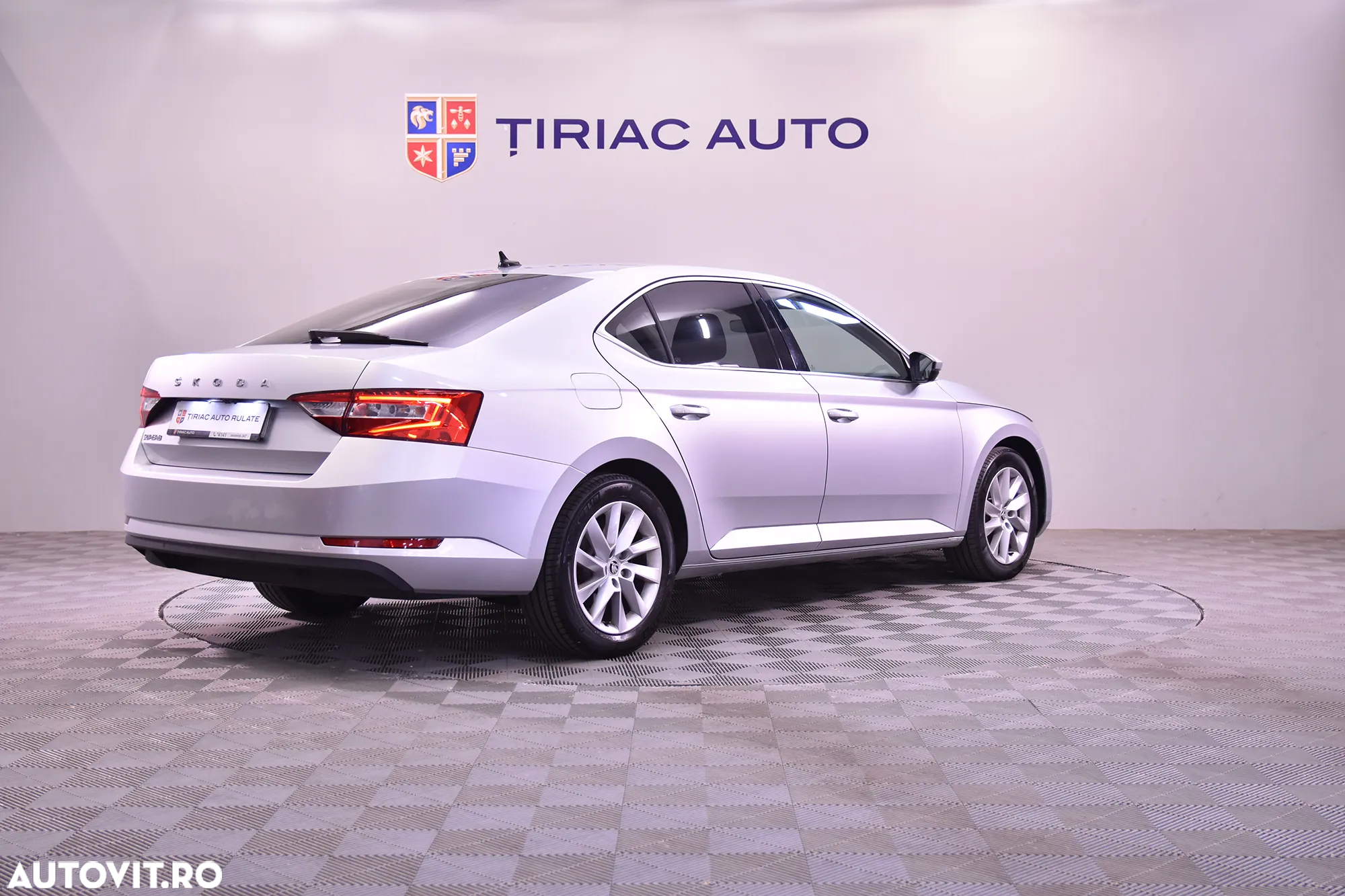 Skoda Superb - 5