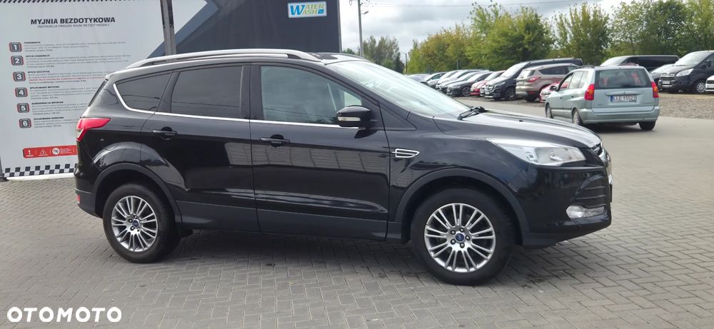 Ford Kuga 2.0 TDCi 2x4 Titanium - 22