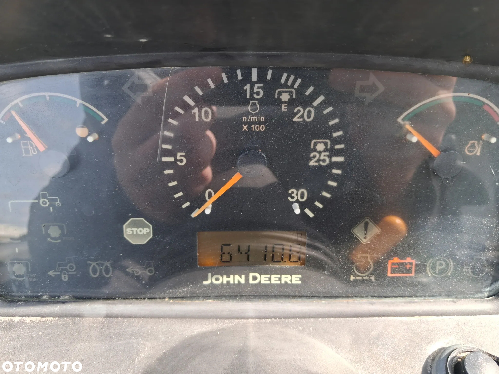 John Deere 4520 - 14