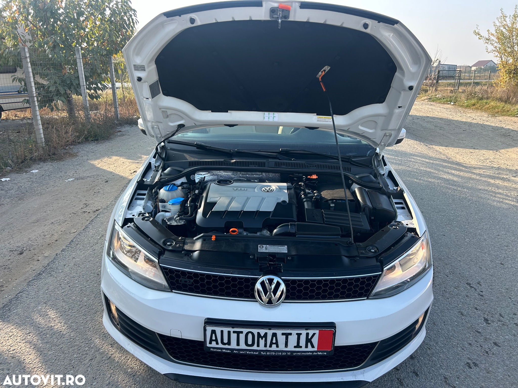 Volkswagen Jetta 2.0 TDI CR DPF DSG Highline - 17