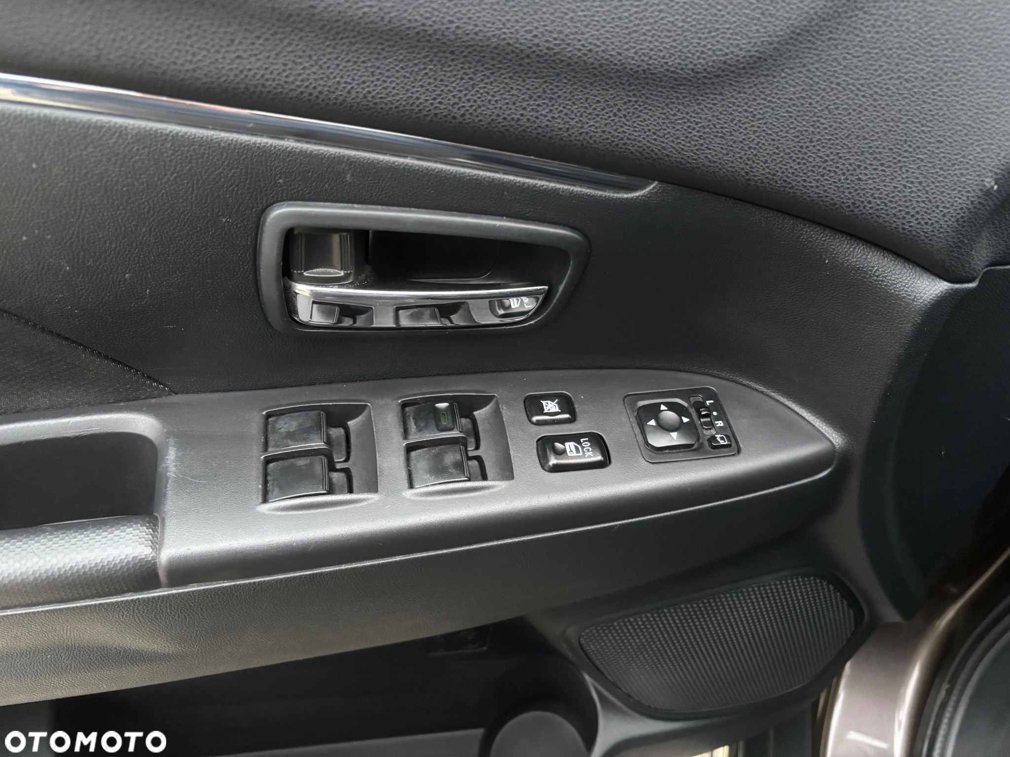 Citroën C4 Aircross - 11