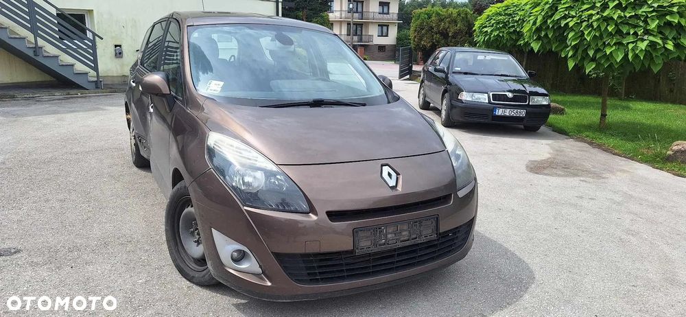 Renault Scenic III 1,9DCI 130KM wentylator chłodnic - 5