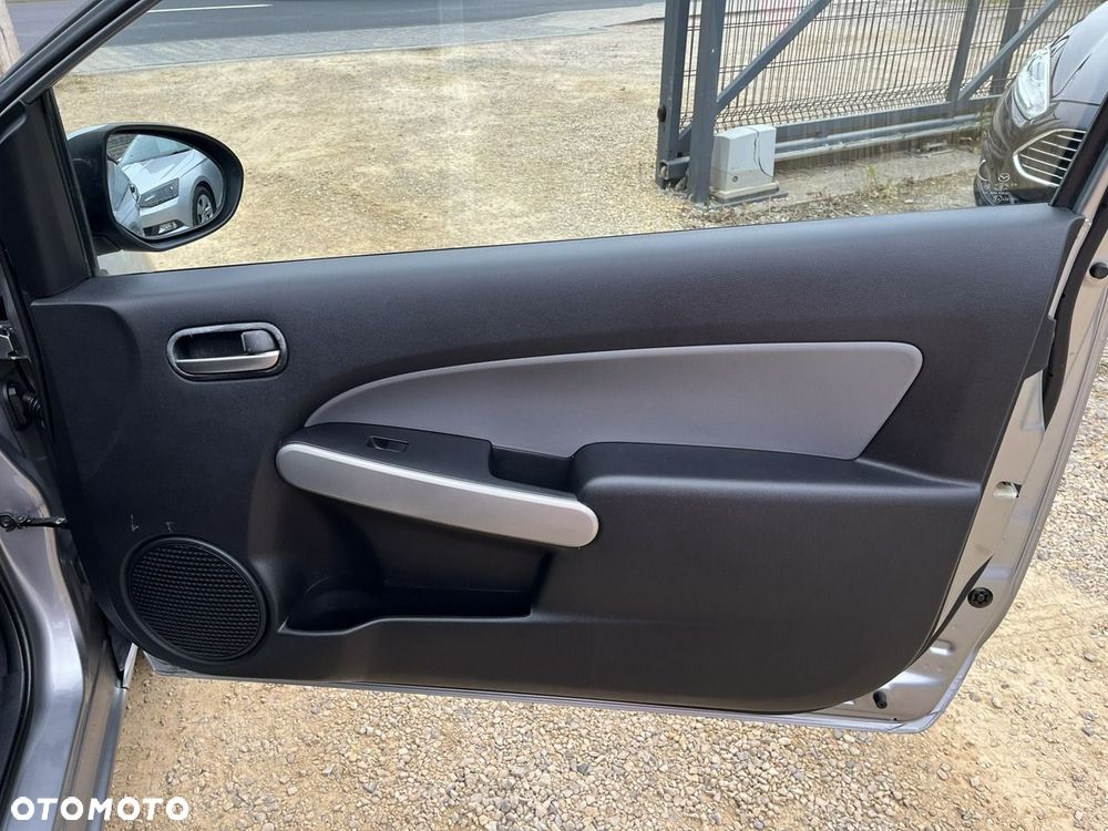Mazda 2 - 23