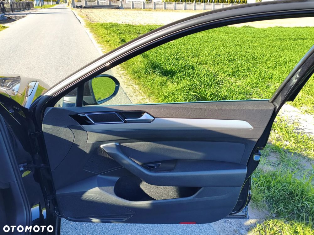 Volkswagen Passat 1.6 TDI (BlueMotion Technology) Comfortline - 14