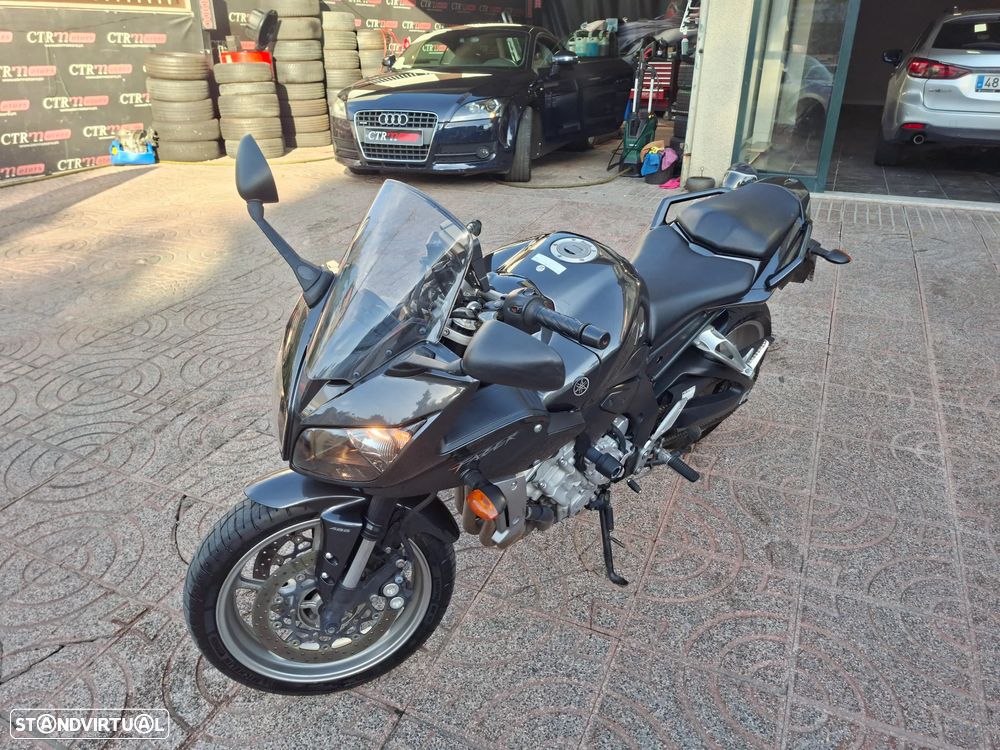 Yamaha Fazer - 3