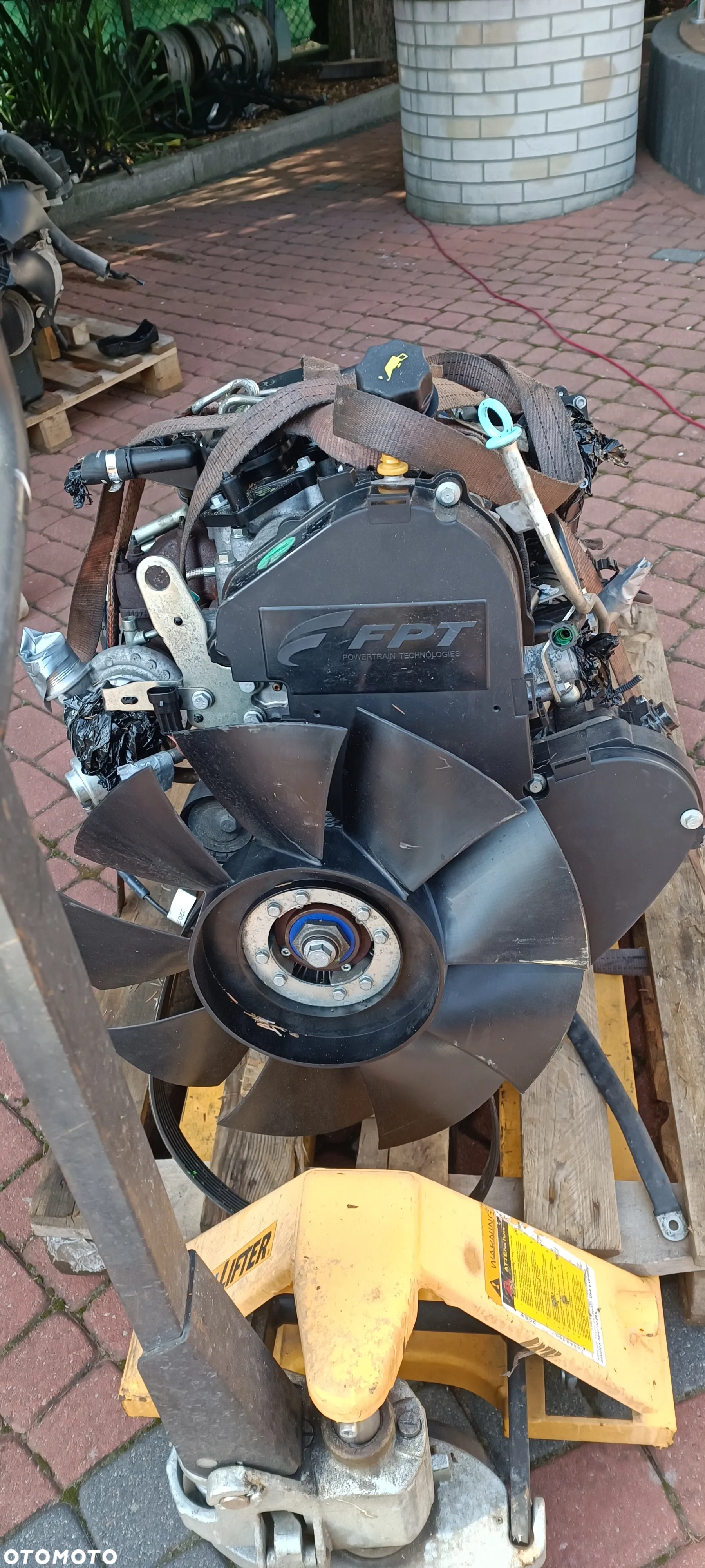 Silnik IVECO 2,3 Nr F1AGL411H tylko 74 000km z 2017r - 5