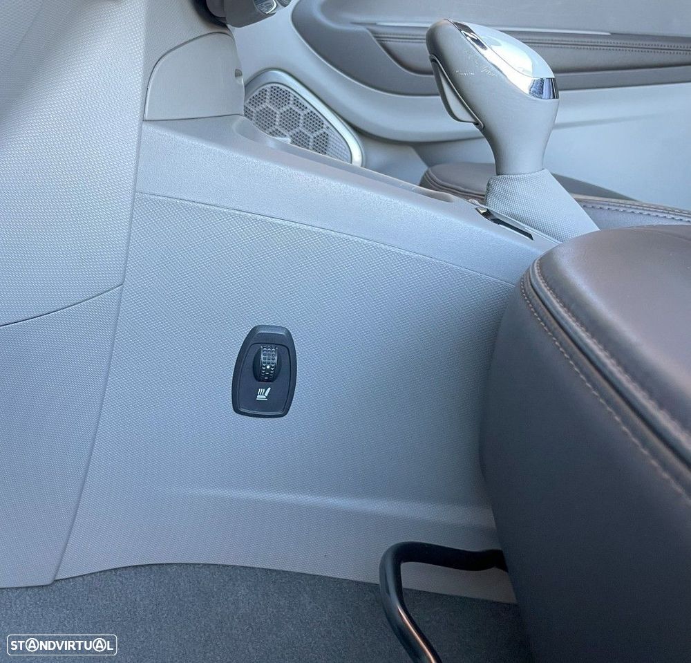 Renault Zoe (c/ Bateria) SL Bose Edition 40 - 9