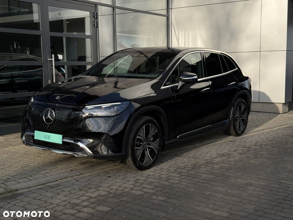 Mercedes-Benz EQE - 1