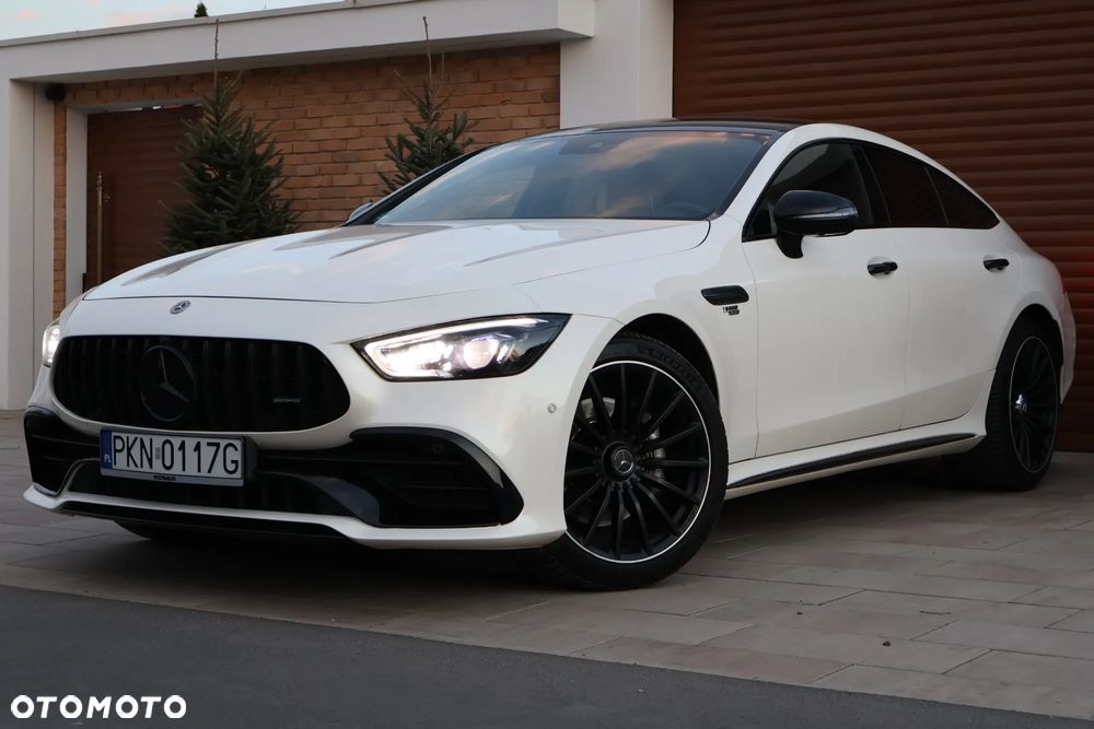 Mercedes-Benz AMG GT 43 4-Matic+ - 36