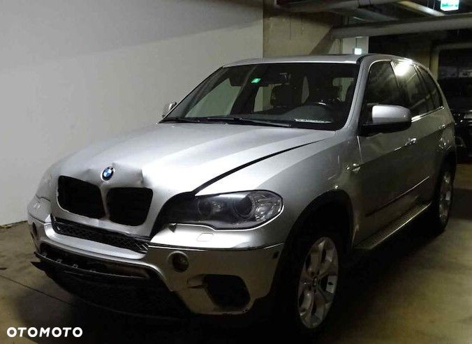 BMW X5 xDrive40d - 2