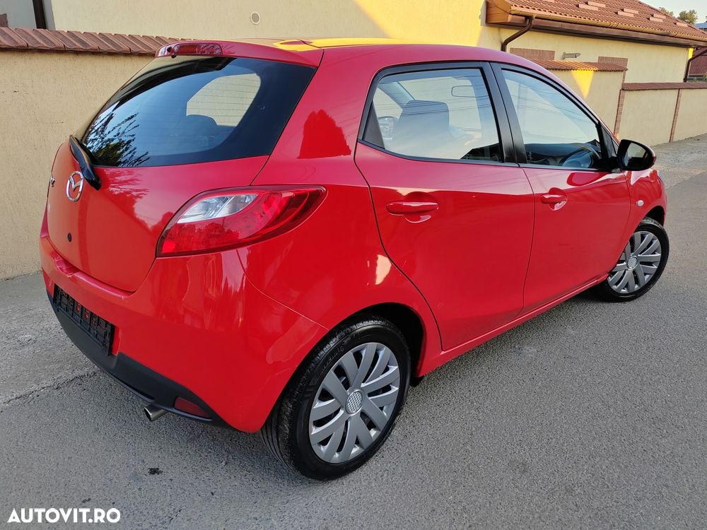 Mazda 2 1.3i TE - 2