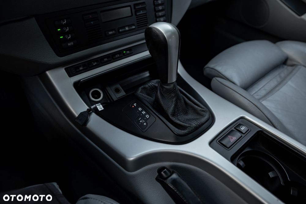 BMW X5 3.0 i - 35