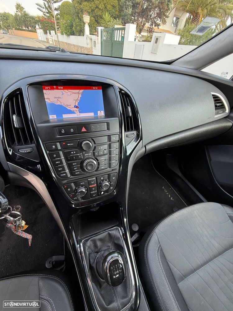 Opel Astra Sports Tourer - 3