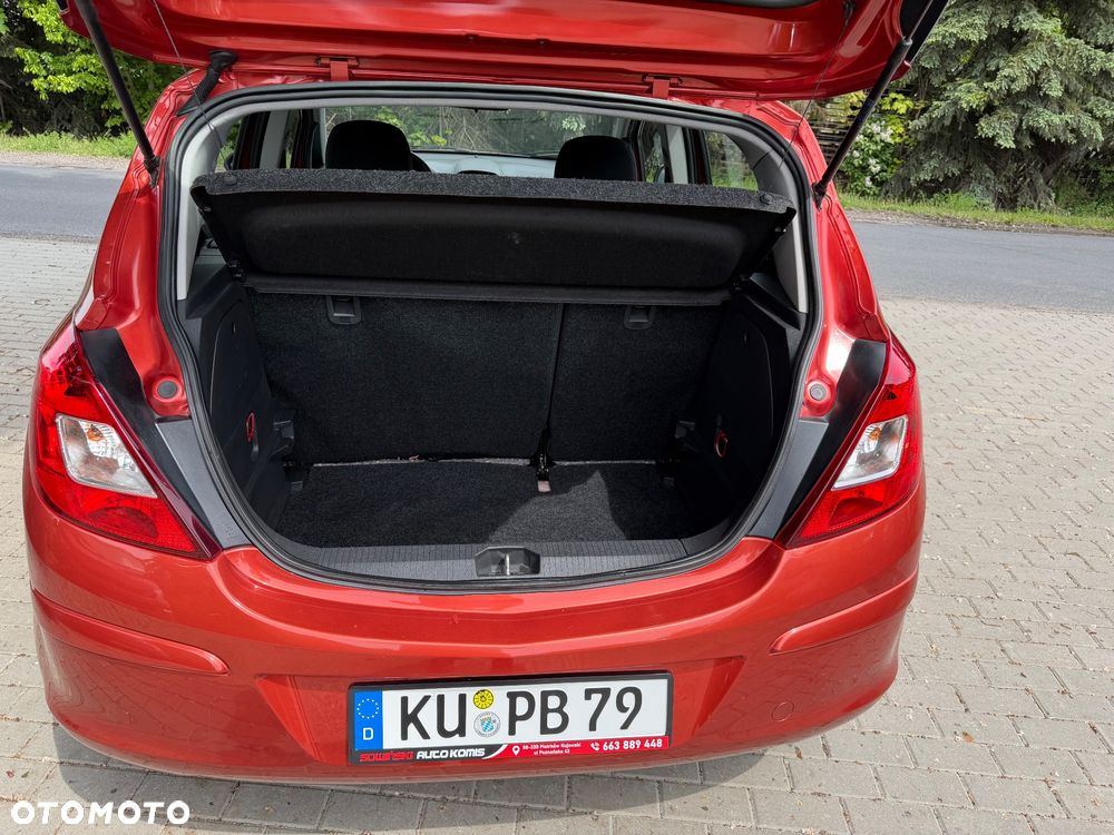 Opel Corsa 1.2 16V Enjoy - 9