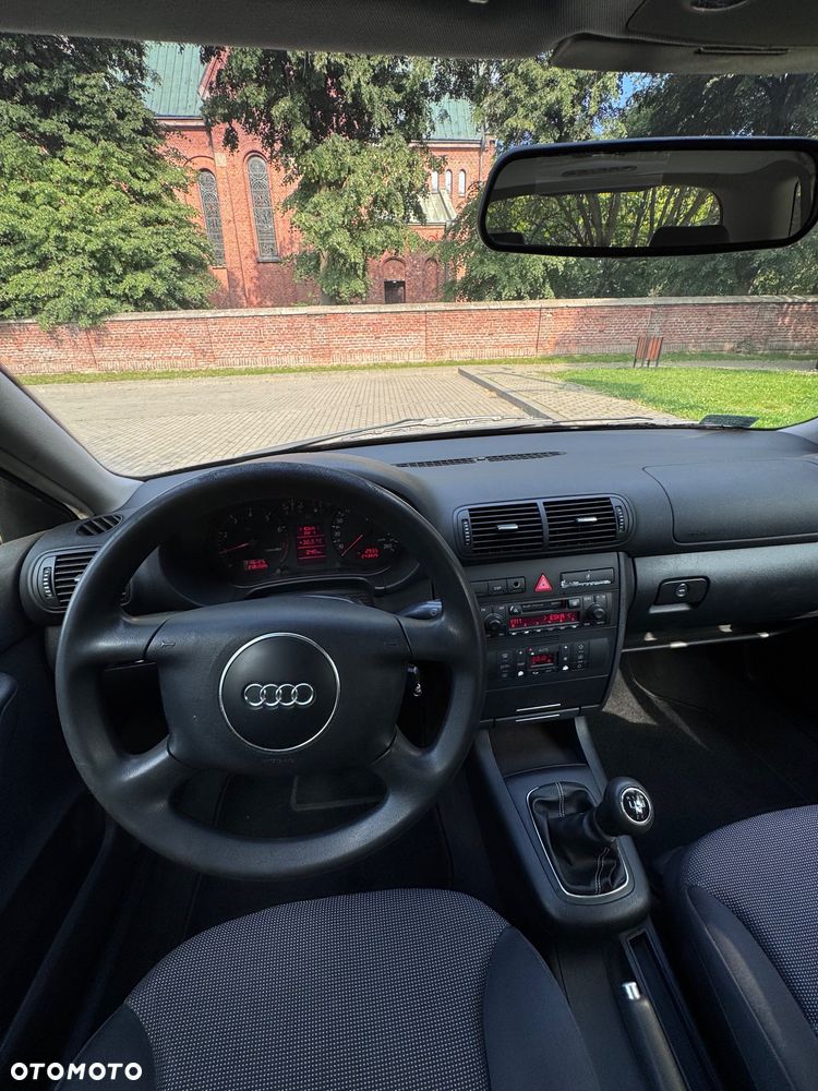 Audi A3 Sportback - 8