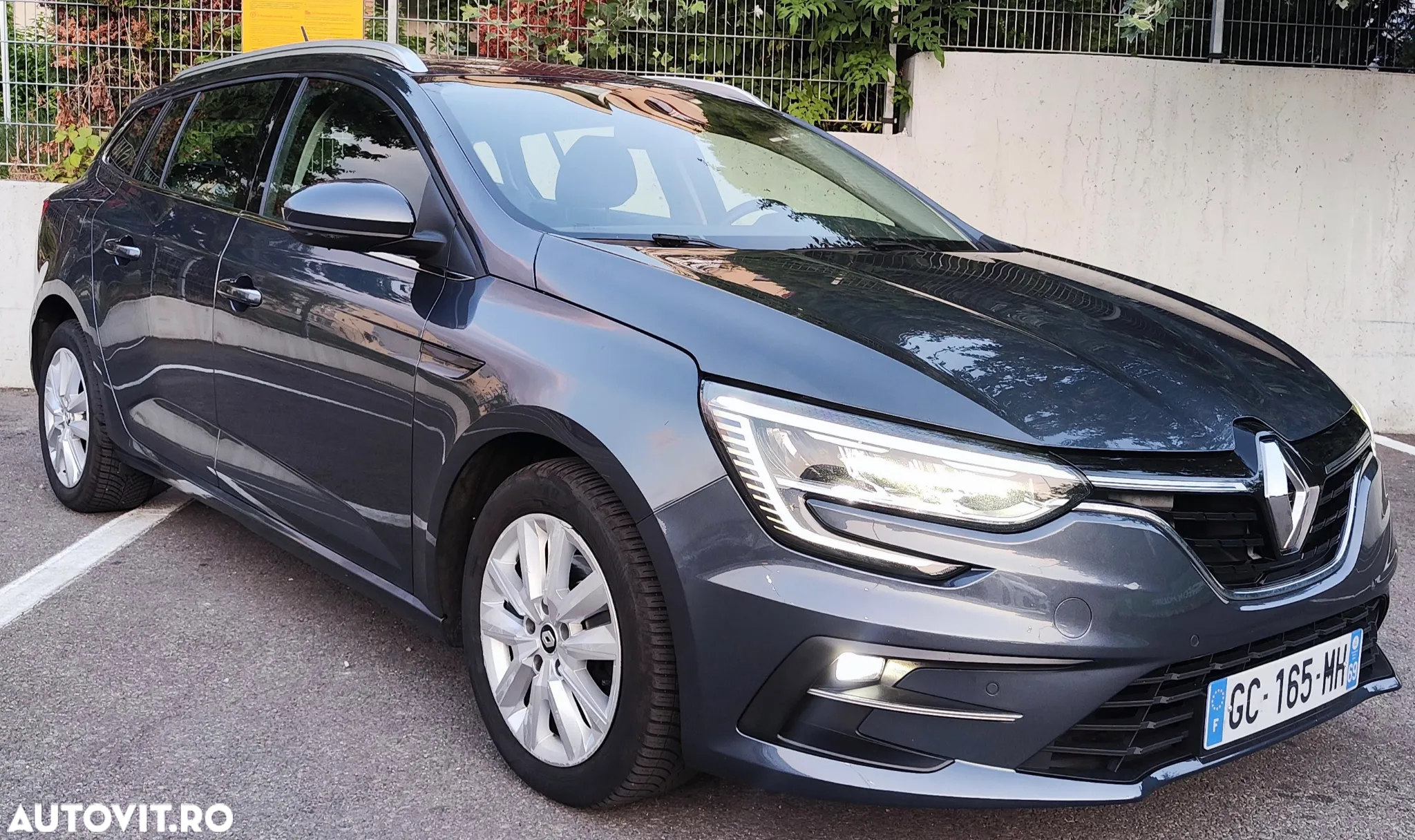 Renault Megane BLUE dCi 115 BUSINESS EDITION - 8