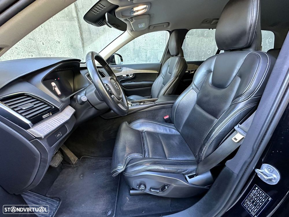 Volvo XC 90 2.0 B5 Ultimate Dark AWD - 16