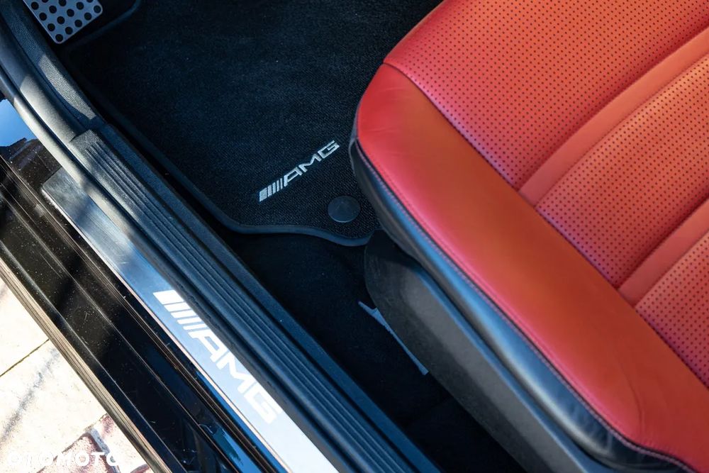 Mercedes-Benz CLS - 23