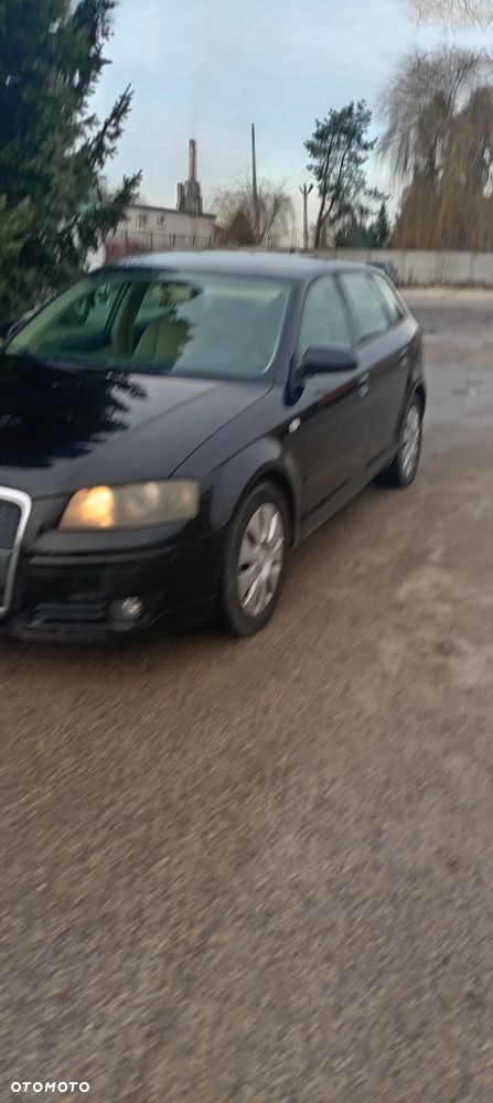 Audi A3 Sportback 2.0 TDI DSG S line Sportpaket plus - 2