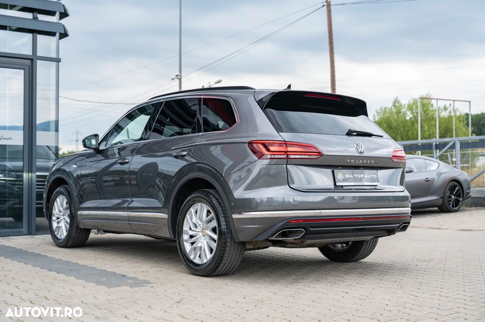 Volkswagen Touareg 3.0 V6 TSI OPF 4Motion Aut. Elegance - 4