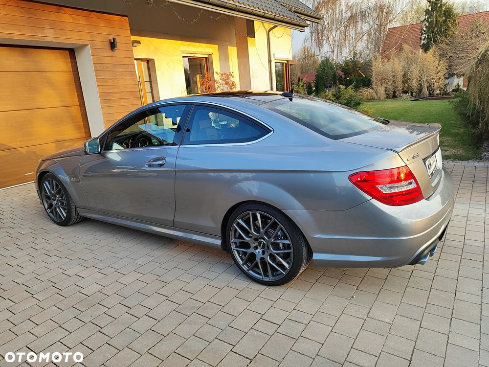 Mercedes-Benz Klasa C 63 AMG AMG SPEEDSHIFT MCT Edition 1 - 4