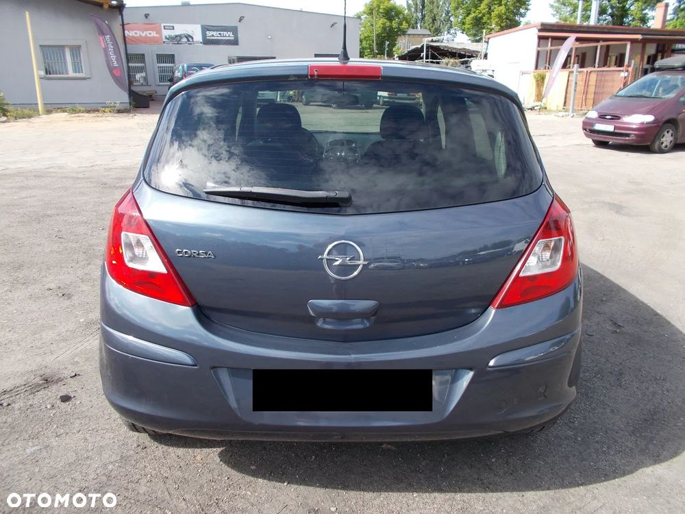 Opel Corsa 1.2 16V Enjoy - 8