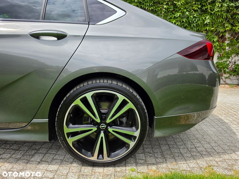 Opel Insignia 2.0 BiTrb D 4x4 Automatik Exclusive - 5