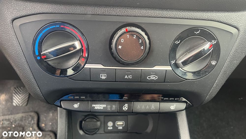 Hyundai i20 - 11