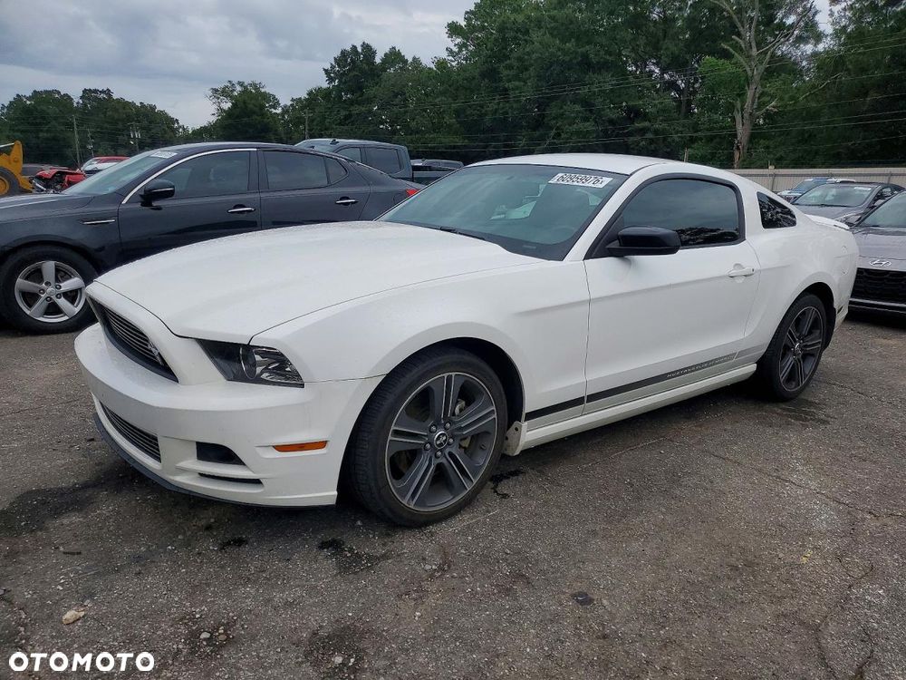 Ford Mustang 3.7 V6 Premium