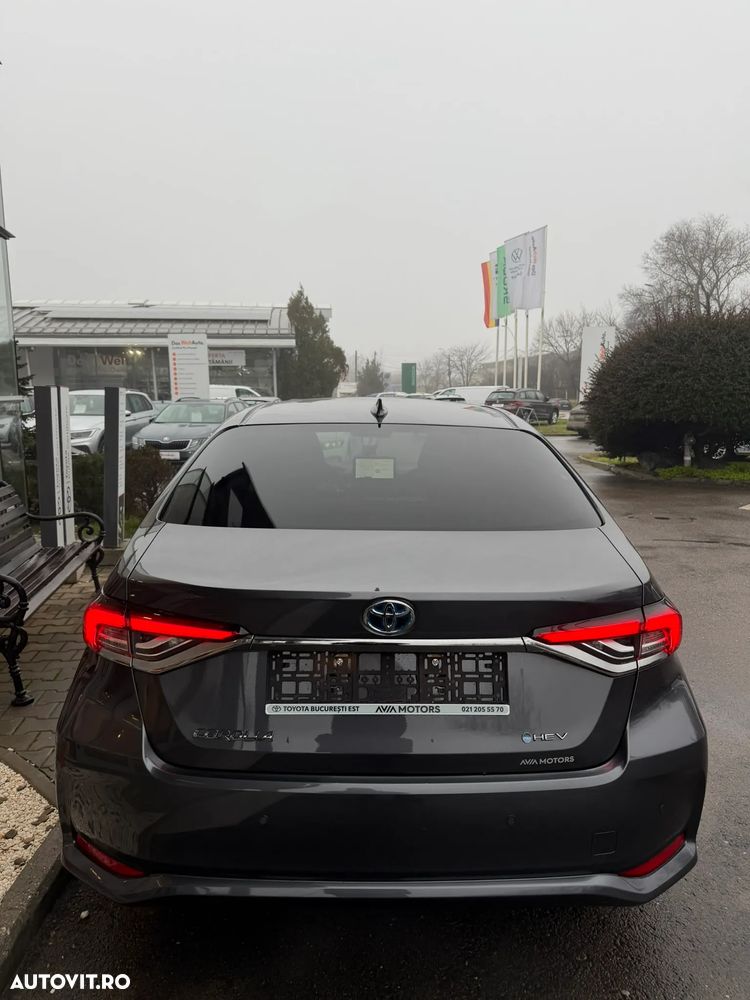Toyota Corolla 1.8 HEV Dynamic - 5