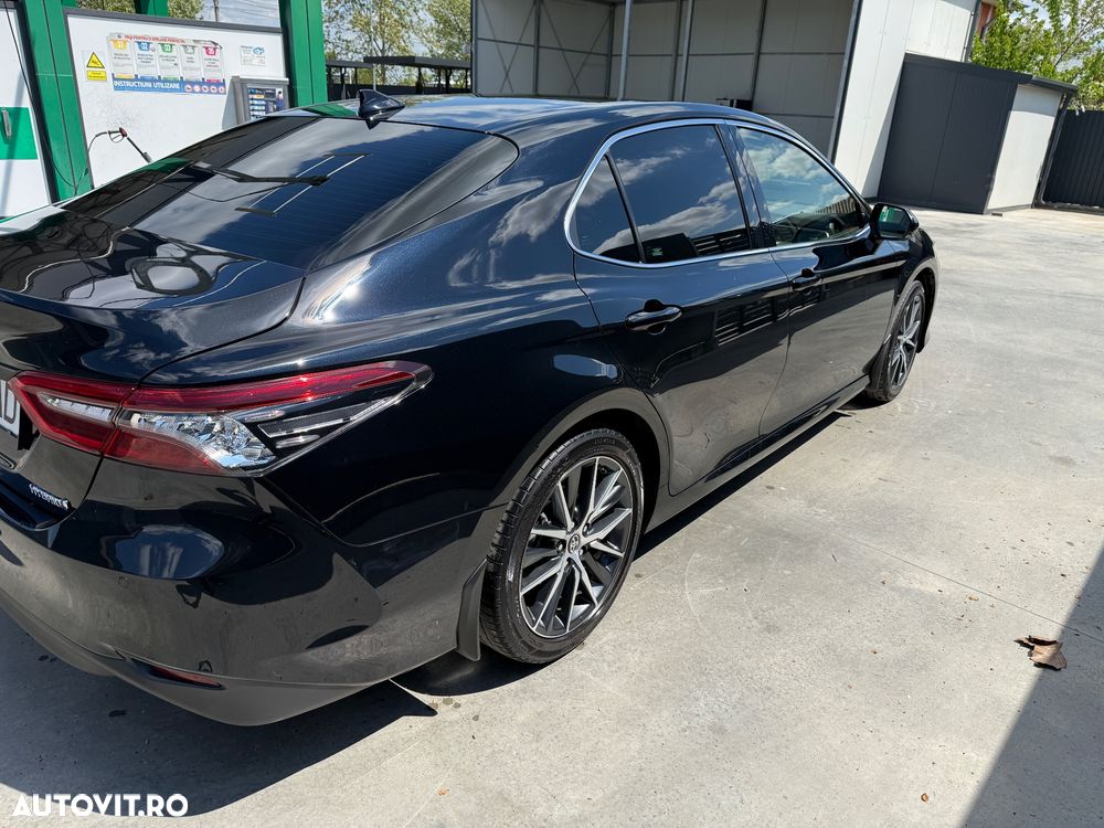Toyota Camry 2.5 Dynamic - 8