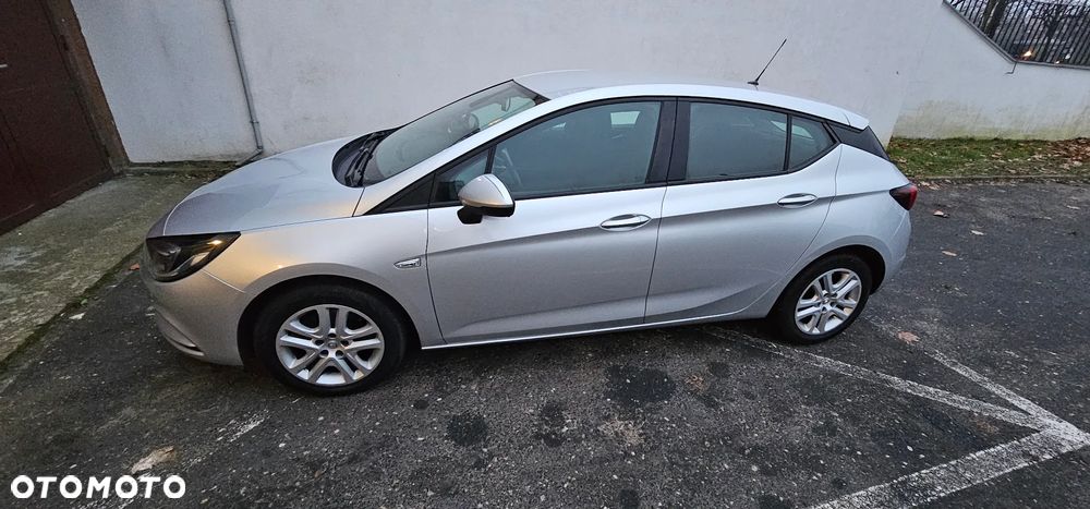 Opel Astra 1.6 CDTI Enjoy S&S - 2