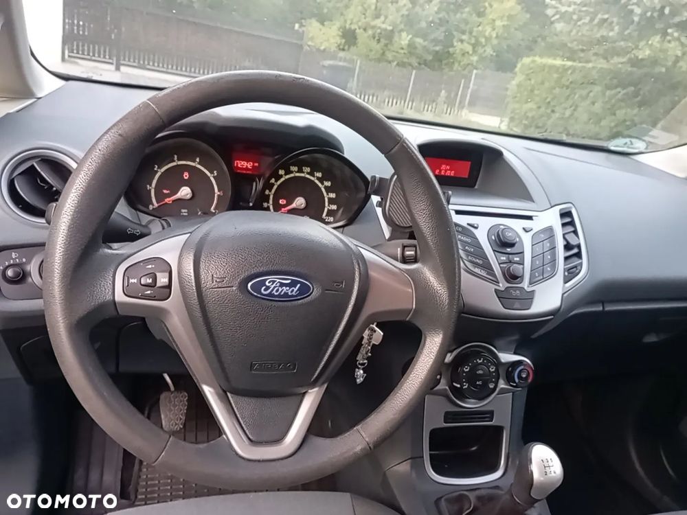 Ford Fiesta 1.25 Ambiente - 5